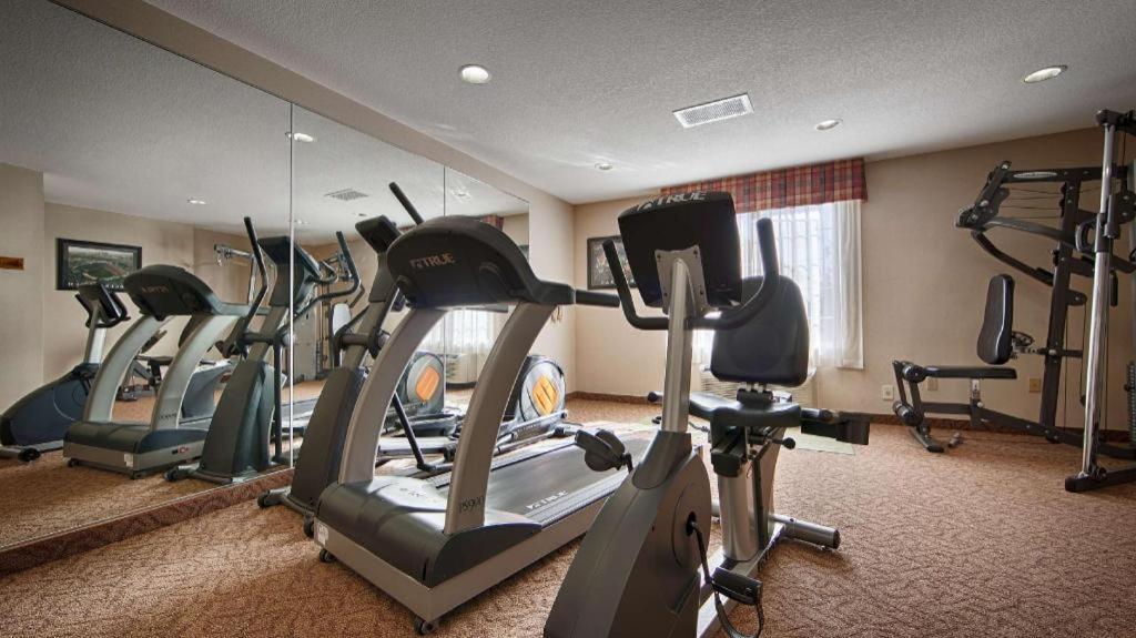 Best Western Plus Twin View Inn And Suites Redding Exterior photo